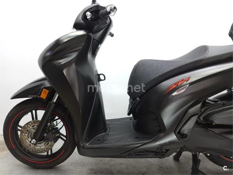 Honda SH 350i – Vista 20