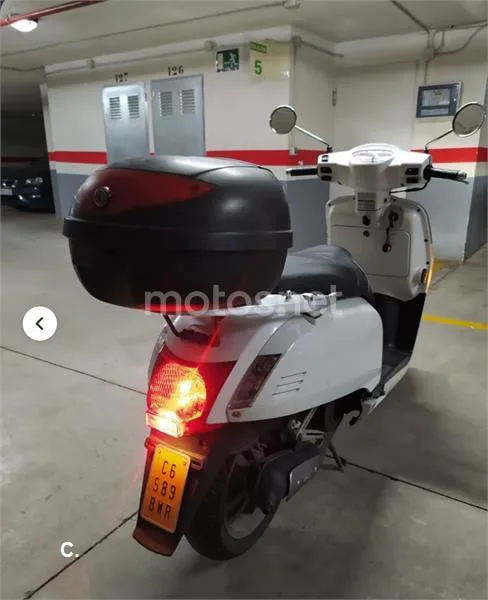 Kymco Like 50 – Vista 4