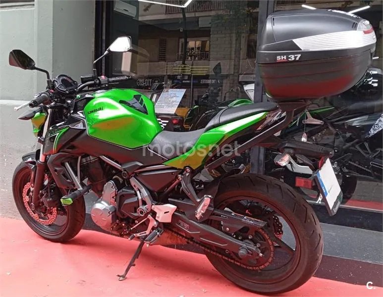 Kawasaki Z650 – Vista 6