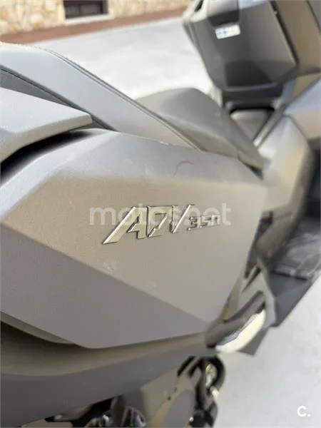 Honda ADV 350 – Vista 4