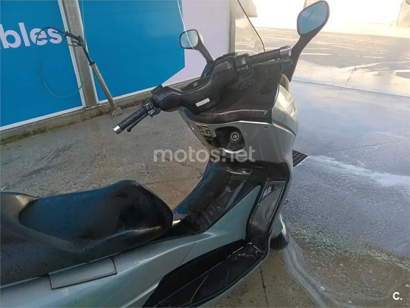 Honda S-Wing 125 – Vista 2