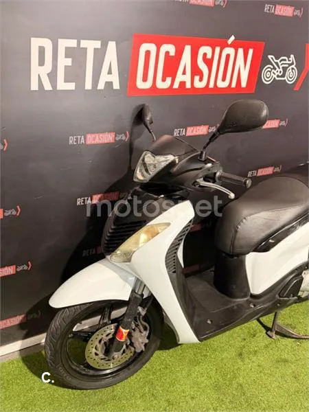 Honda SH 125i – Vista 3
