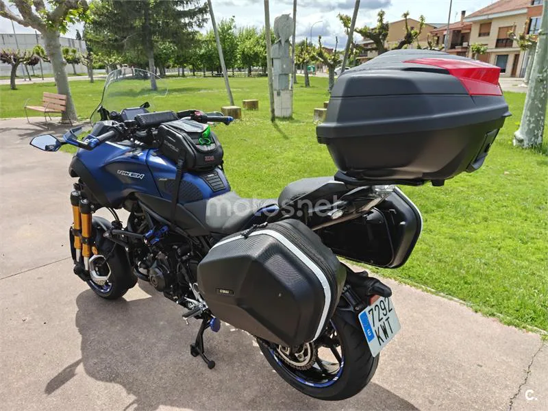 Yamaha Niken – Vista 3