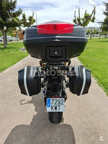 Yamaha Niken – Vista 8