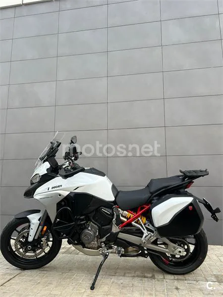 Ducati Multistrada V4 – Vista 2