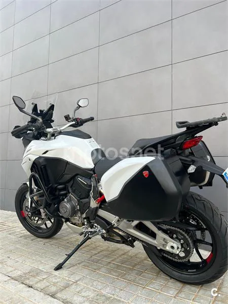 Ducati Multistrada V4 – Vista 3