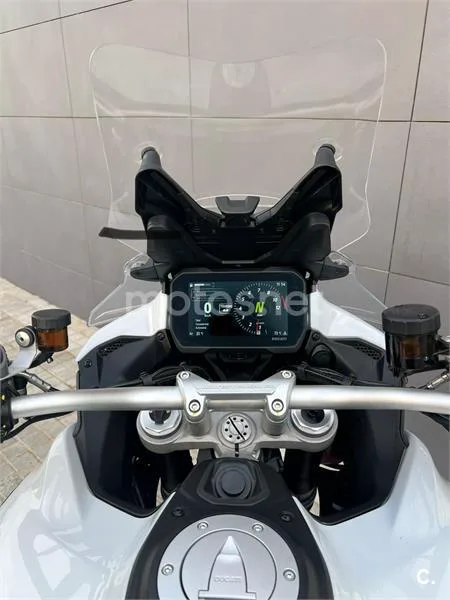Ducati Multistrada V4 – Vista 5