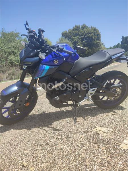 Yamaha MT-125 – Vista 3