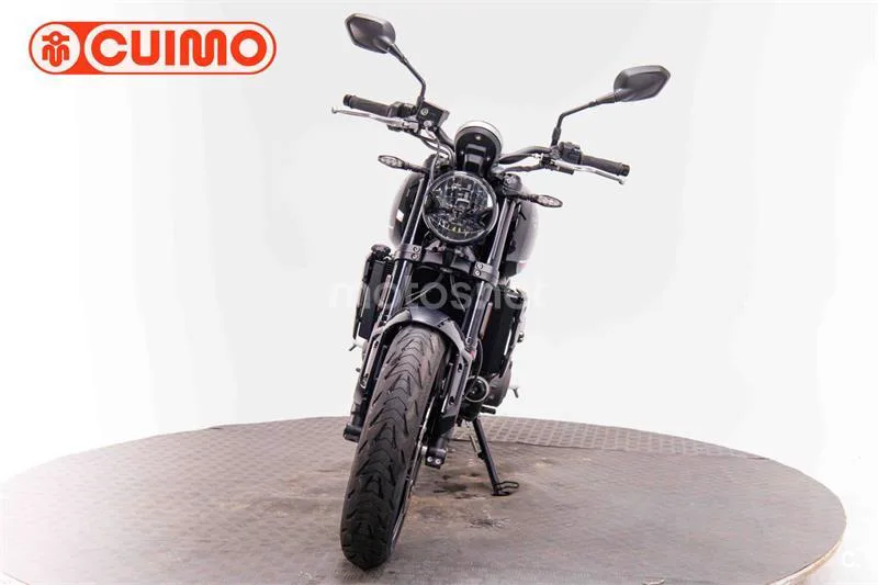 Triumph Trident 660 – Vista 10