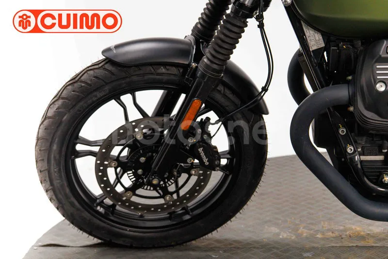 Moto Guzzi V7 III – Vista 21