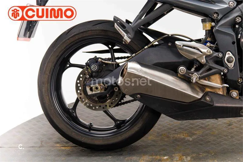 Triumph Street Triple – Vista 14