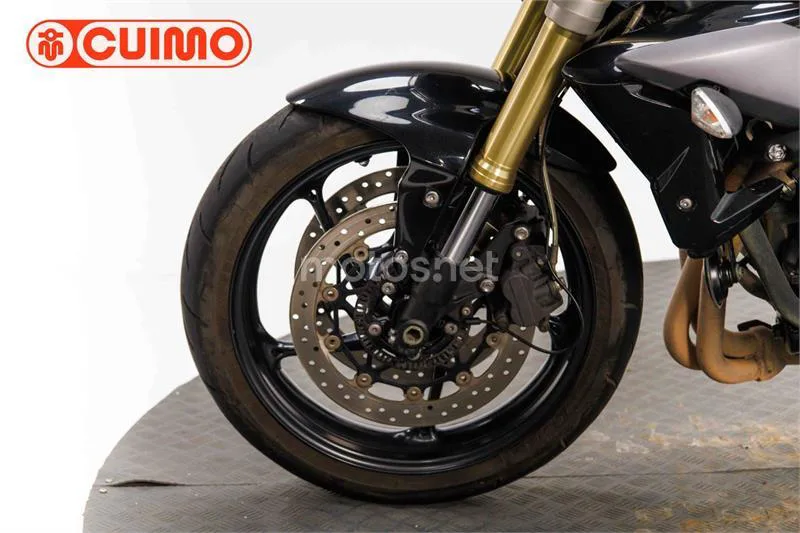 Triumph Street Triple – Vista 21