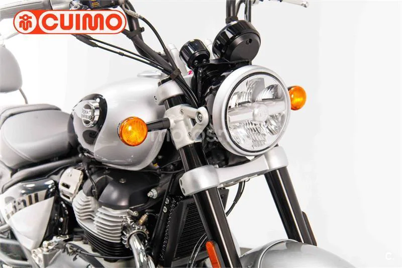 Royal Enfield Super Meteor 650 – Vista 11