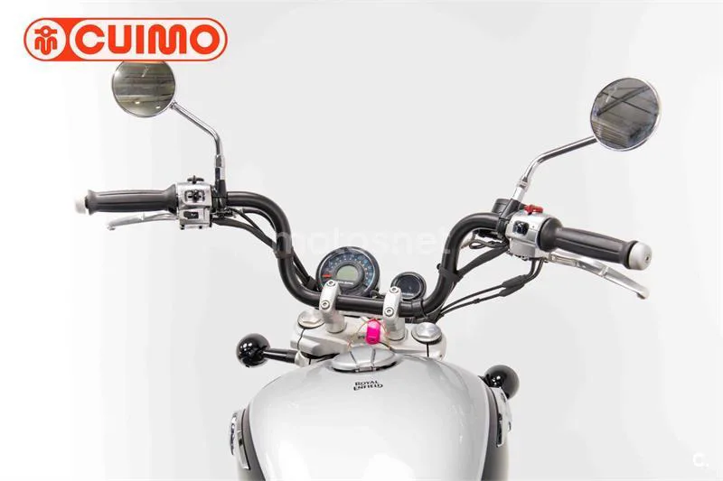 Royal Enfield Super Meteor 650 – Vista 18