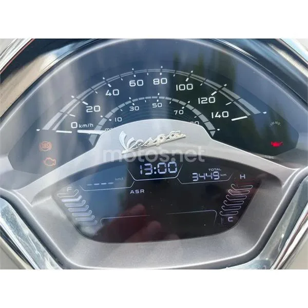 Vespa GTS 125 – Vista 4