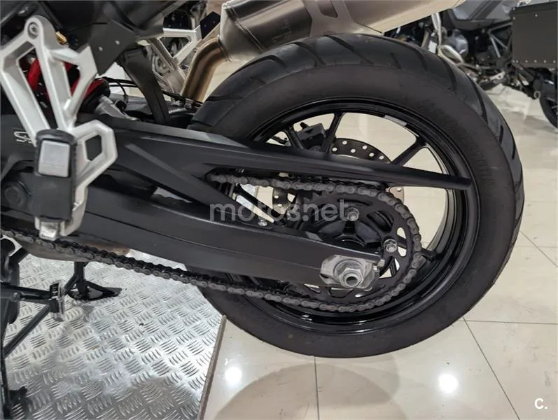 BMW F 750 GS – Vista 25