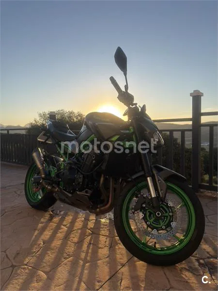 Kawasaki Z900 – Vista 2