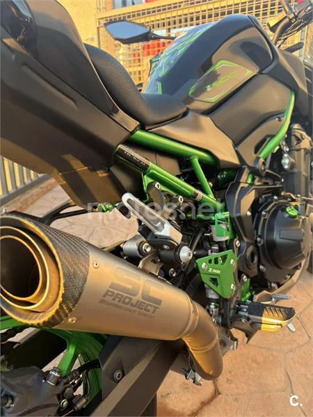 Kawasaki Z900 – Vista 6