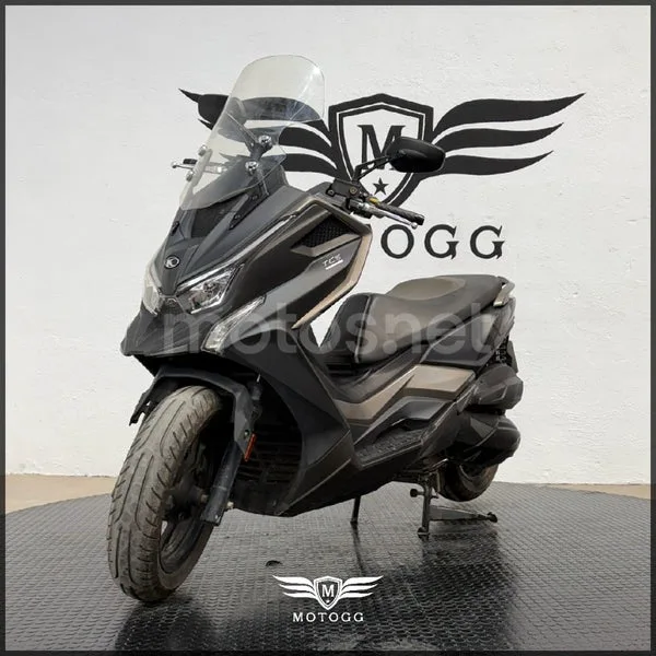 Kymco DTX 350 – Vista 6