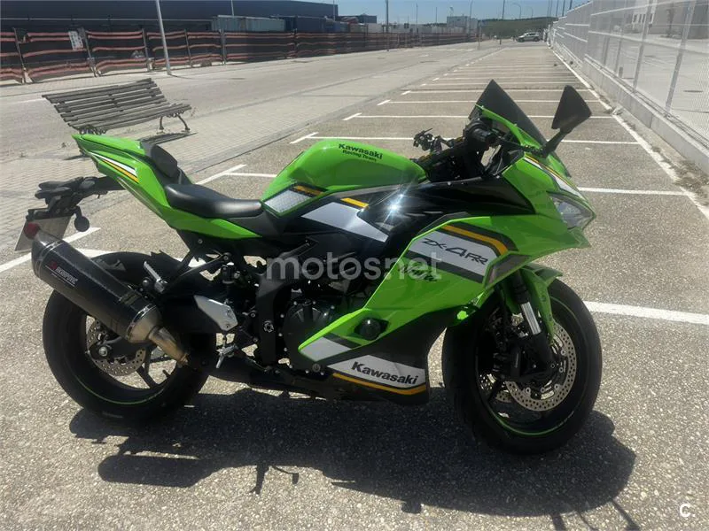 Kawasaki Ninja ZX-4RR - Vista 10