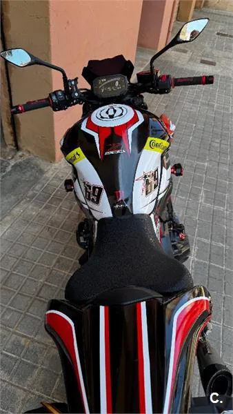 Kawasaki Z900 – Vista 8