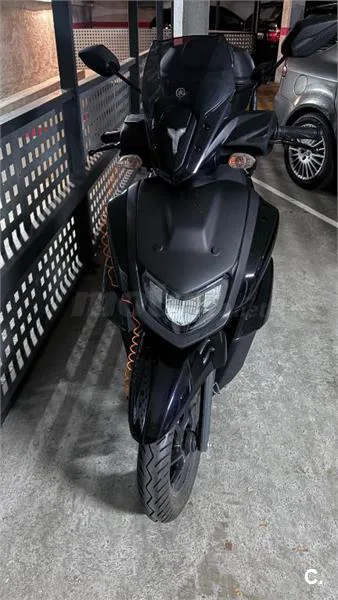 Yamaha RayZR 125 - Vista 3