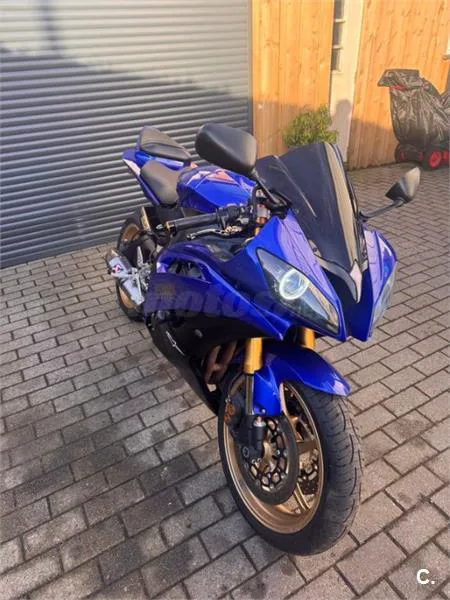 Yamaha R6 – Vista 3
