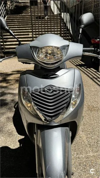 Honda SH 125i – Vista 5