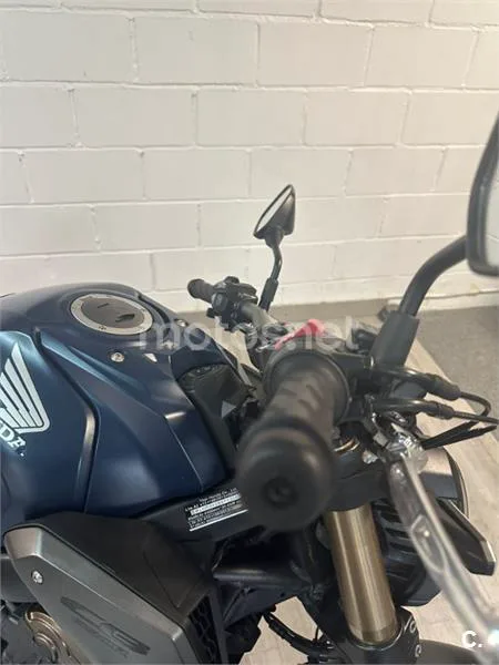 Honda CB 650 R – Vista 11