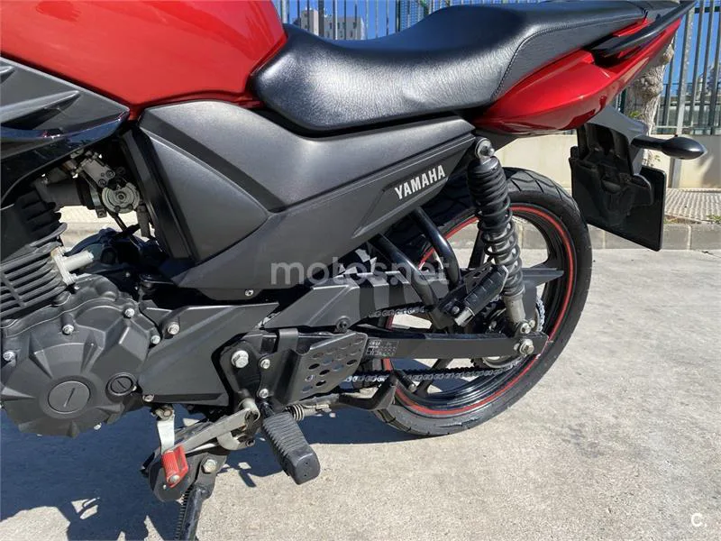 Yamaha YS125 – Vista 5
