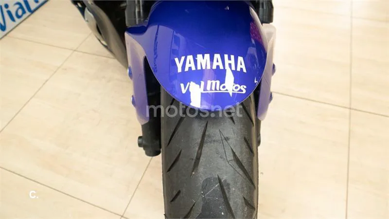 Yamaha R7 – Vista 24