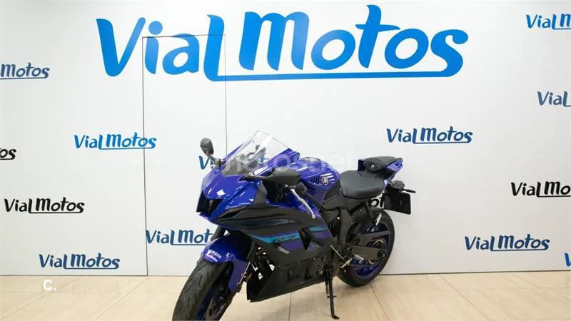 Yamaha R7 – Vista 5