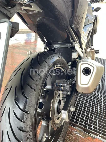 Honda CB 500 F – Vista 3