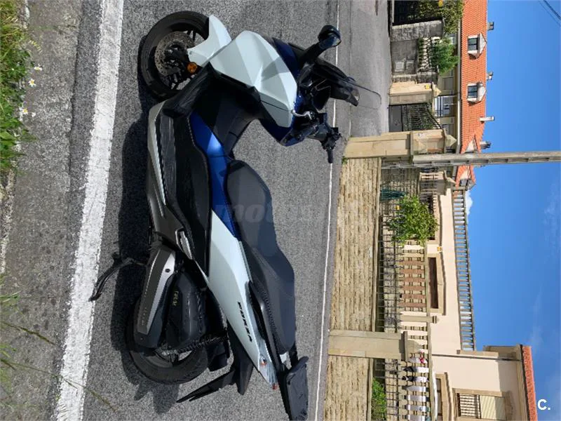 Honda Forza 125 – Vista 3