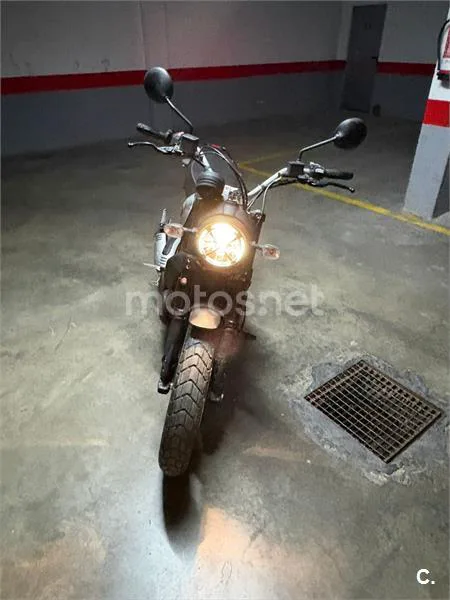 Ducati Scrambler – Vista 3