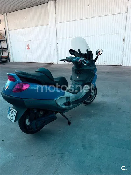 Piaggio X9 250 – Vista 8