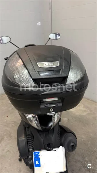 Piaggio Beverly 300 – Vista 11