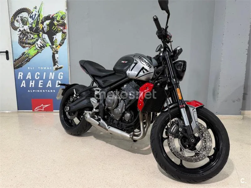 Triumph Trident 660 – Vista 7