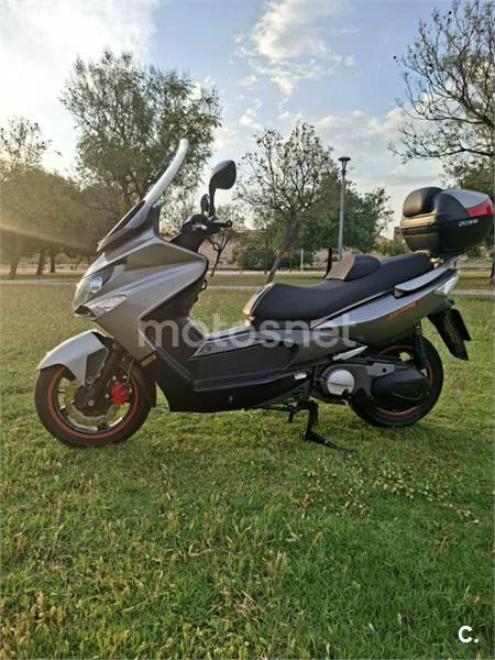 Kymco Xciting 500 R – Vista 6