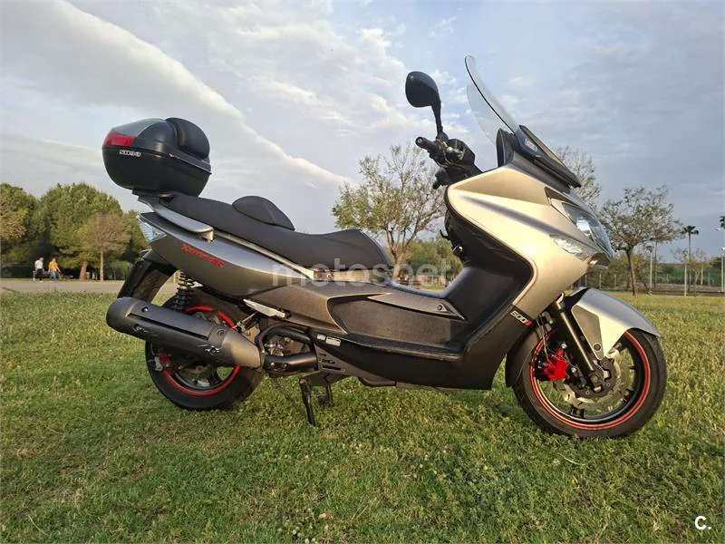 Kymco Xciting 500 R – Vista 9