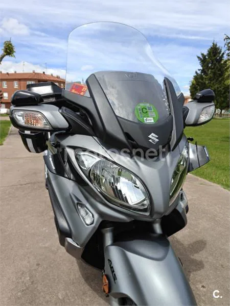 Suzuki Burgman 650 Executive – Vista 6
