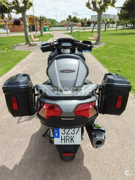 Suzuki Burgman 650 Executive – Vista 7