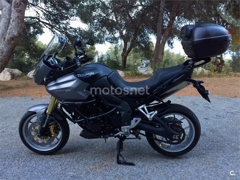 Triumph Tiger 1050 – Vista 8