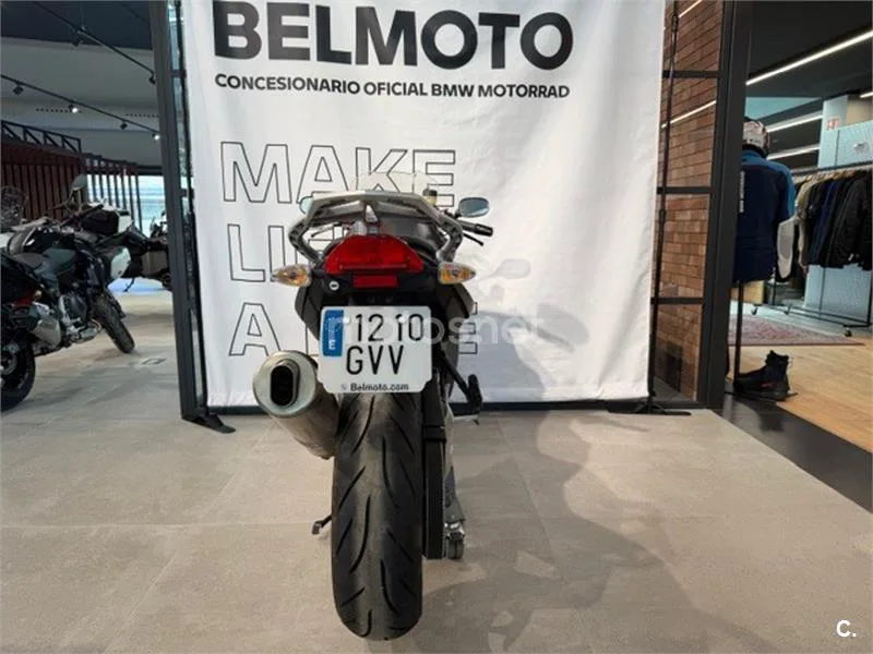 BMW F 800 ST – Vista 7