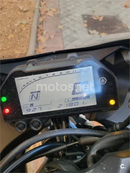 Yamaha R3 – Vista 4