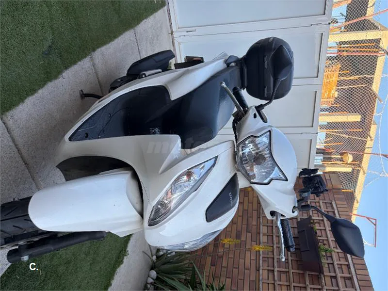 Honda Vision 110 – Vista 2