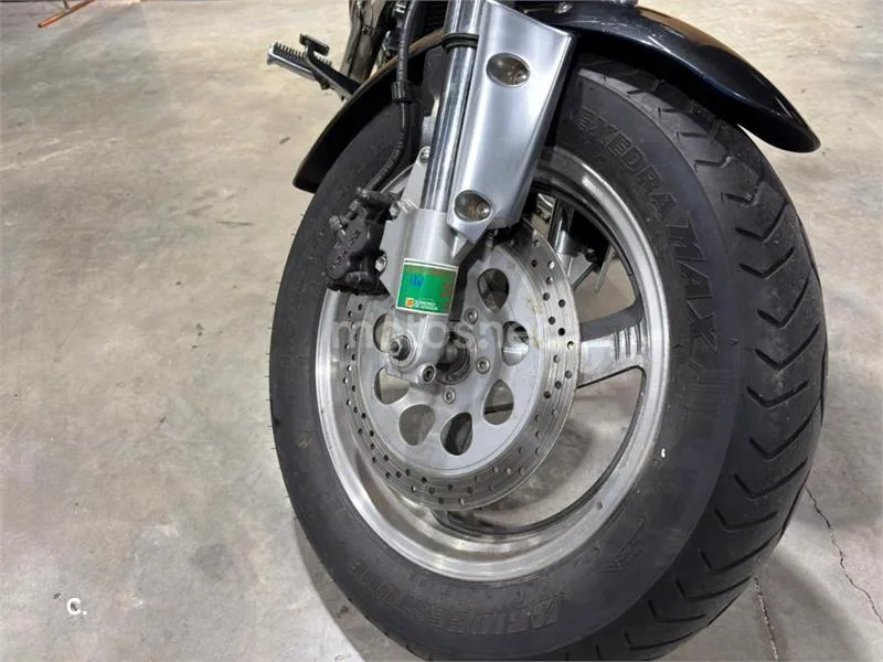Suzuki VZ 800 Marauder – Vista 10