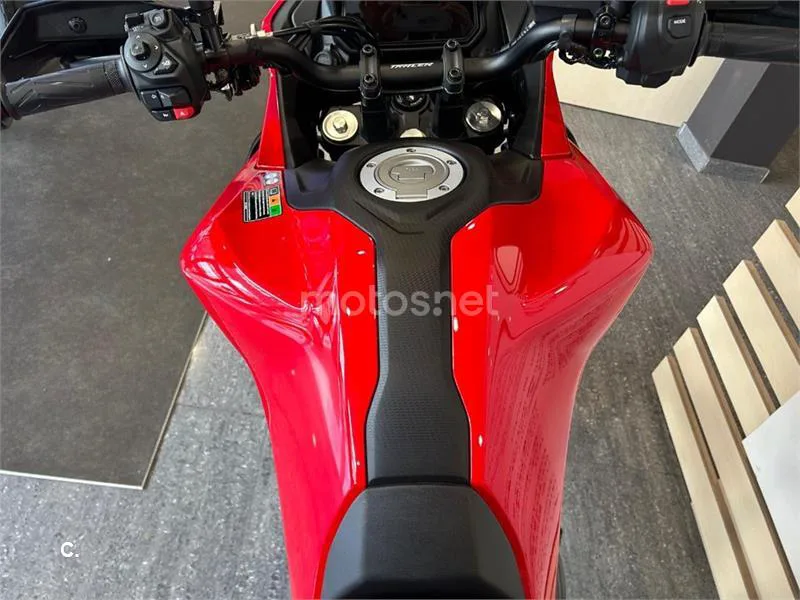 Yamaha Tracer 7 – Vista 16
