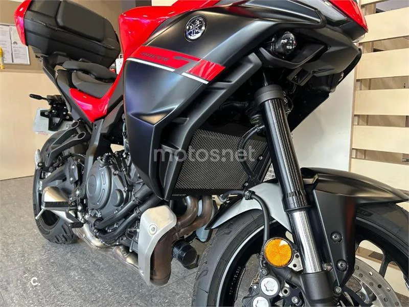 Yamaha Tracer 7 – Vista 9