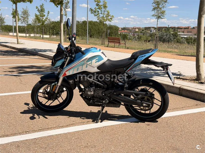 Voge 125 R – Vista 2